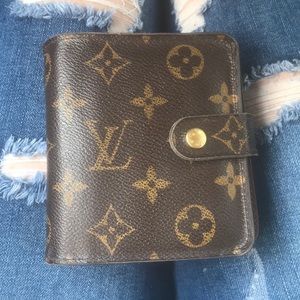 Louis Vuitton wallet